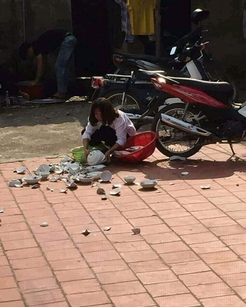 Beginilah Kalau Kita Kebanyakan Ngelamun, Bikin Geleng-Geleng Kepala